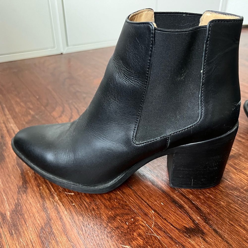 Nisolo Heeled Chelsea Commuter Boot - Picture 7 of 8
